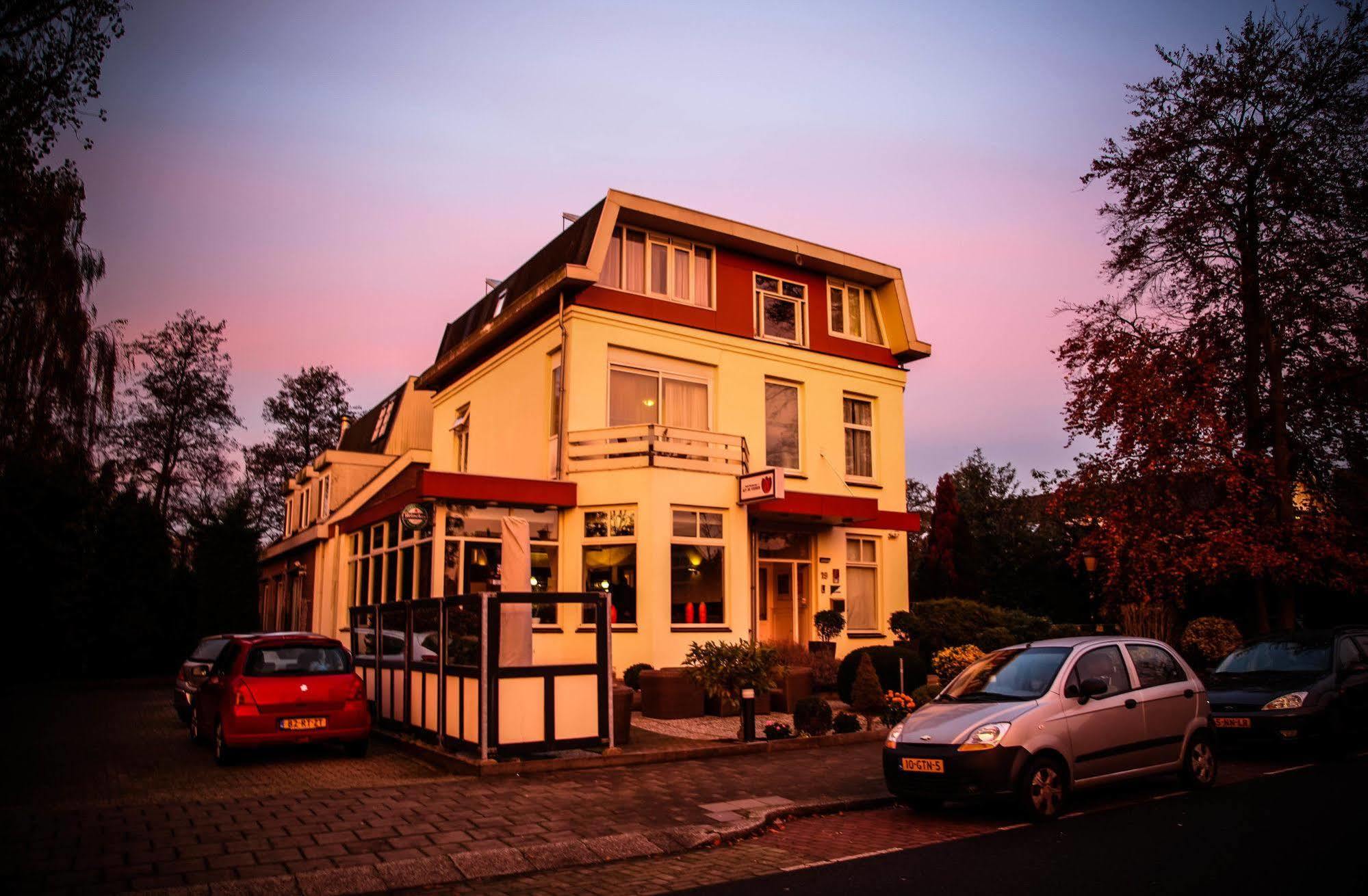 Alp De Veenen Hotel Amstelveen Extérieur photo